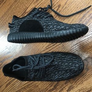 Fake Yeezy Henry Ferrera Fashion Sneakers